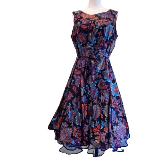 Heartbreaker Dresses & Skirts - Heartbreaker Cotton Print Pinup Dress size 2x